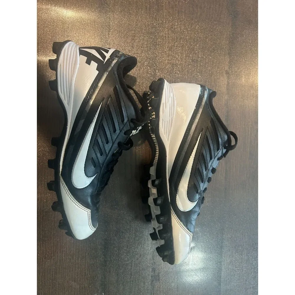 Nike Landshark Mercurial Vapor Youth Cleats Size 5 Black White